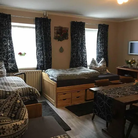 Zur Schmied'n Casa de hóspedes 3*