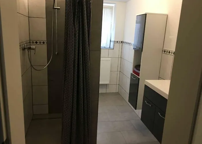 Pensión Zur Schmied'n 3*